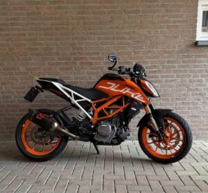 KTM duke 390