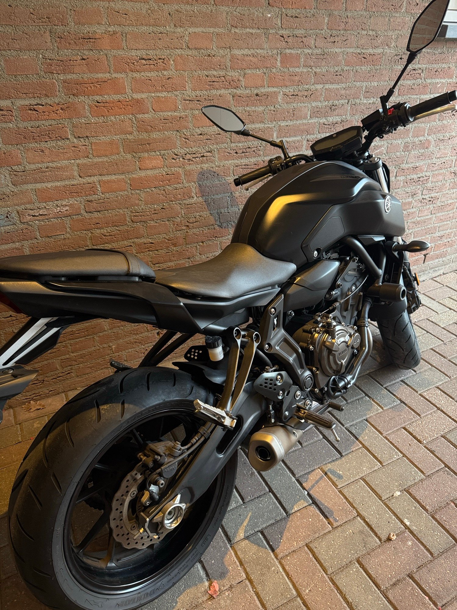 
Yamaha MT-07 full									